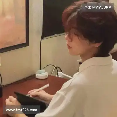 秋焰蓓